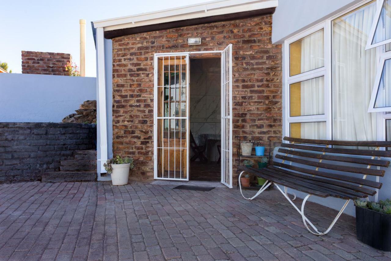 La La Dathel Guesthouse Colesberg Εξωτερικό φωτογραφία